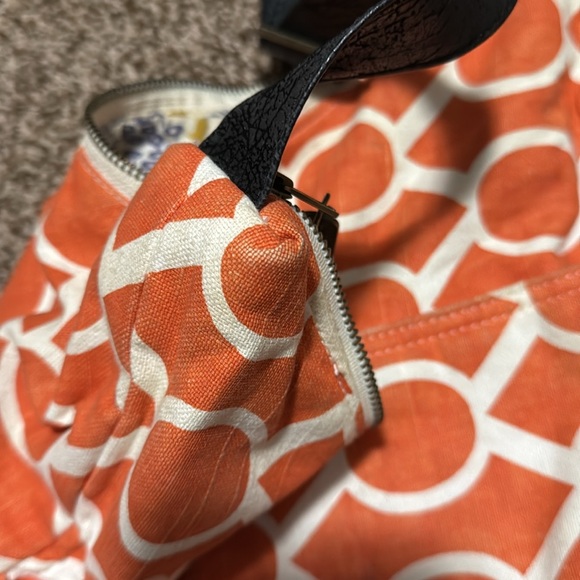 Rebekah Scott Designs orange patterned purse - Picture 6 of 11